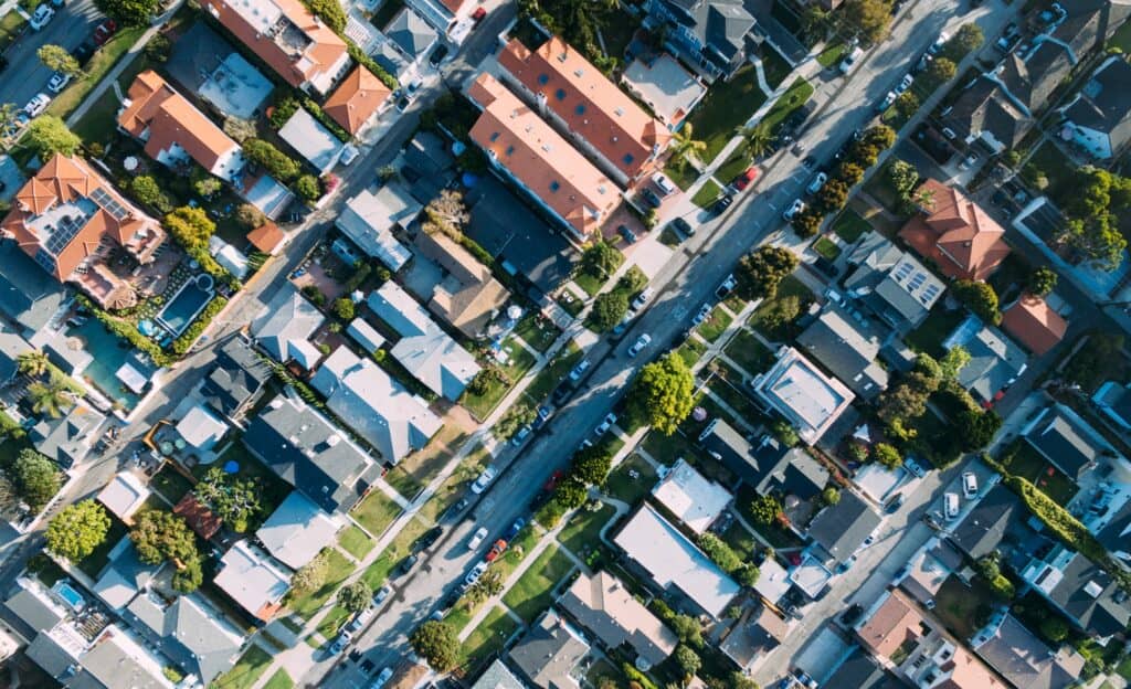 Discovering Promising Ontario Neighbourhoods: 3 Key Identifiers for Success